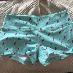 Wod bottom shorts 2.5"